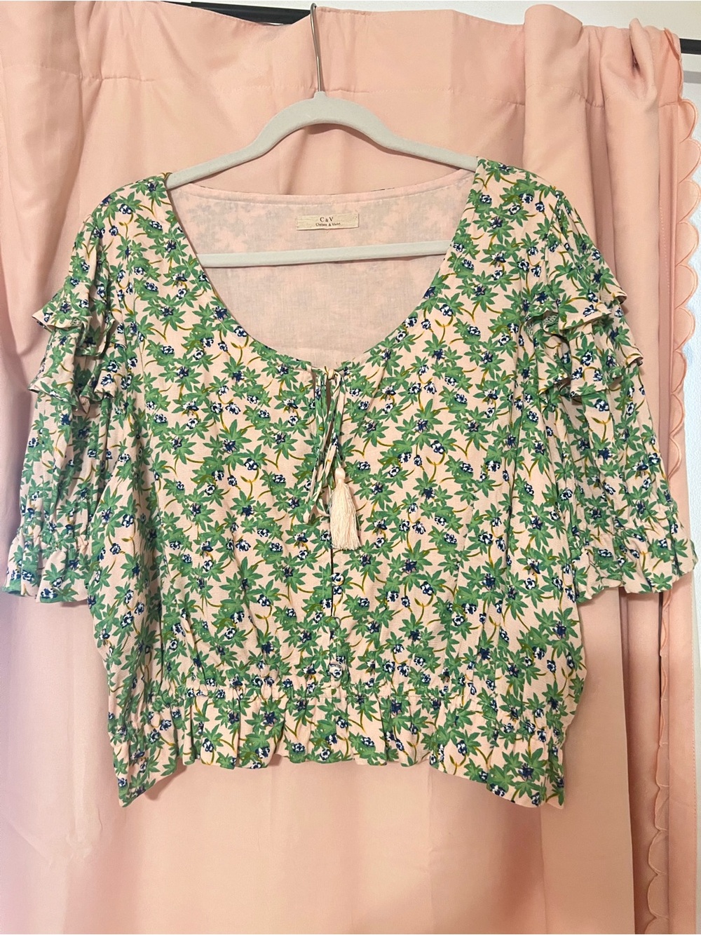 Chelsea & Violet Floral Tie-Front Peasant Crop Top